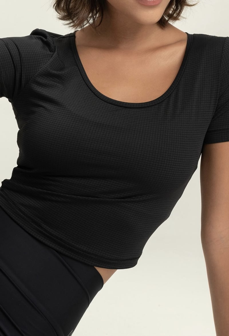 Camiseta cropped — imagem 1